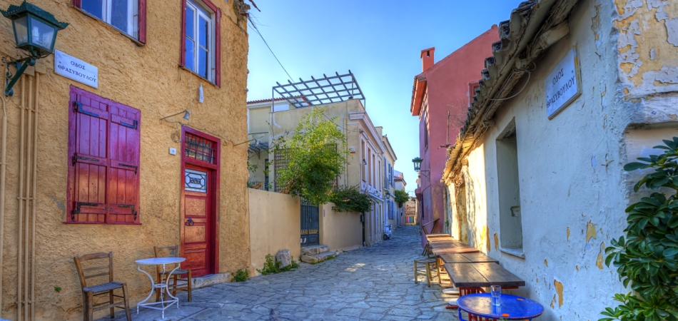 Plaka-area-near-Acropolis-AthensGreece1